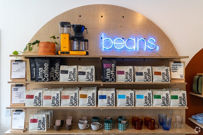 Residents of The Landings have easy access to Lima Coffee Roasters exclusive blends of coffee beans.