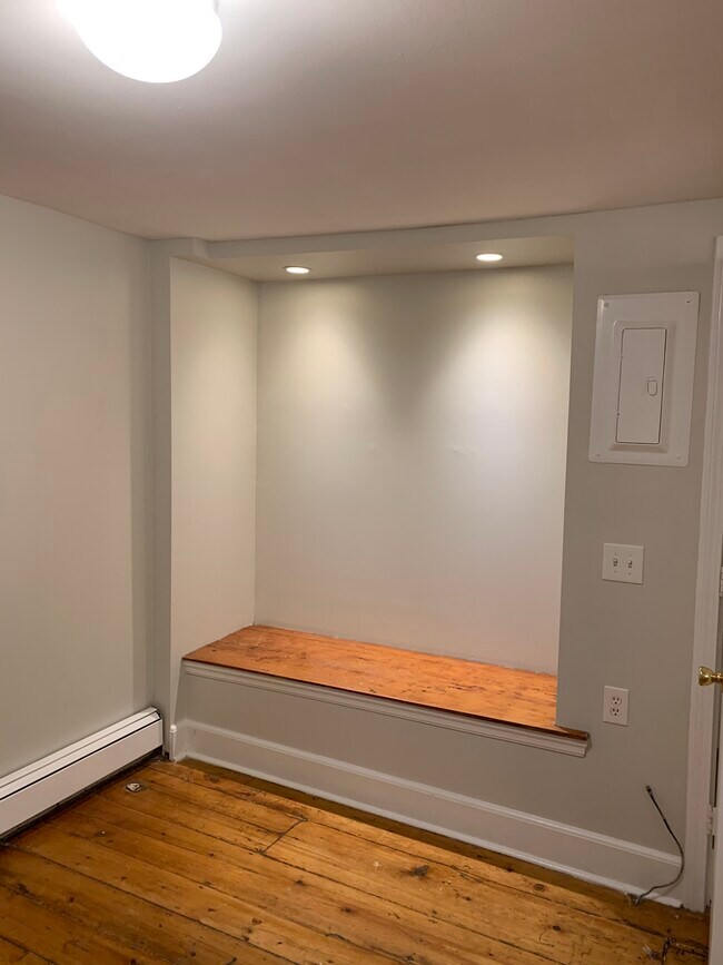 11 Milk St unit 3, Newburyport, MA 01950 - photo 5