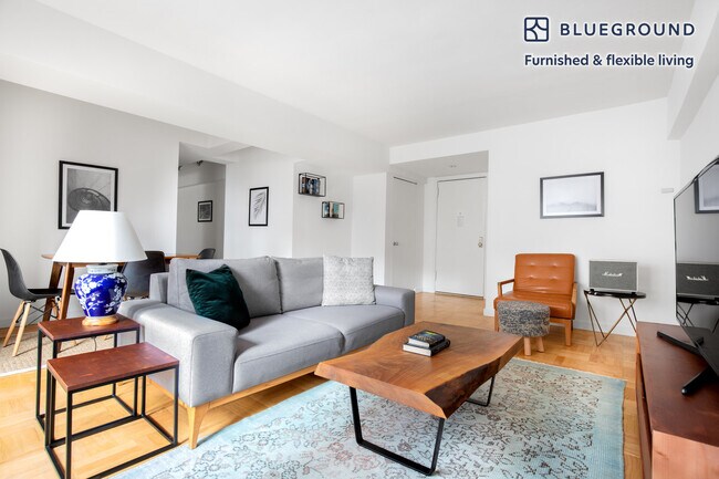 300 E 51st St unit FL19-ID534, New York, NY 10022 - photo 3