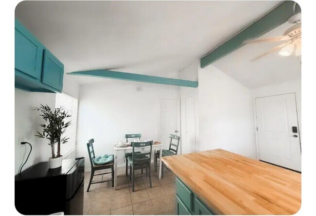 109 E Venus Ln unit 2, South Padre Island, TX 78597 - photo 3