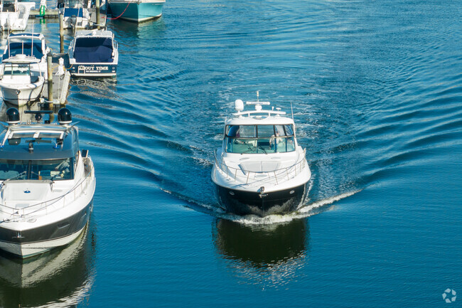 Riverside provides ample waterfront and yacht club access for boating enthusiasts.