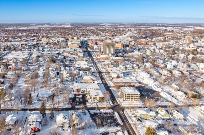 Named after the many waterfalls throughout the Black River, Watertown was once an industrial center.