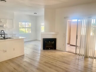 1050 E Cactus Ave Unit 2017, Las Vegas, NV 89183