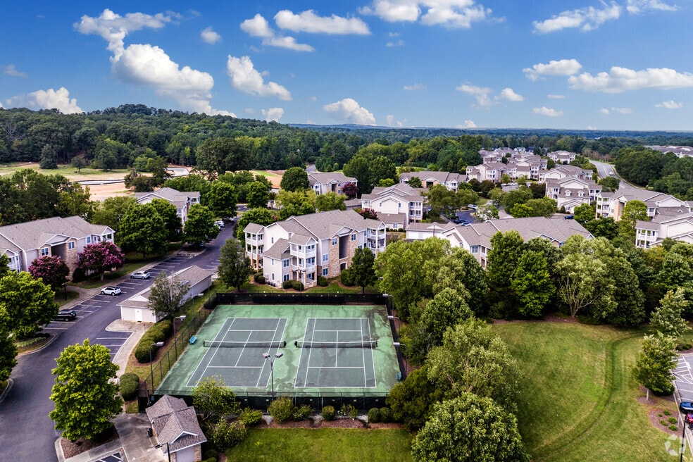 NH_OmahStreet_564890_2_03252025_1_1