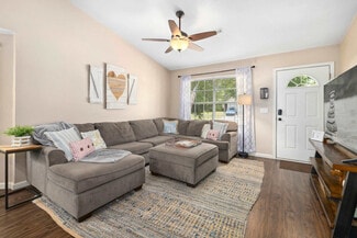 3191 W Oakfield St Unit ID1229426P, Fayetteville, AR 72704
