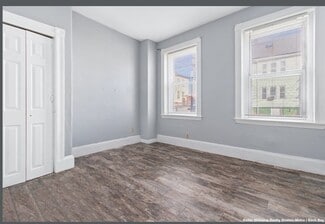 21 Henry St Unit 2, Malden, MA 02148