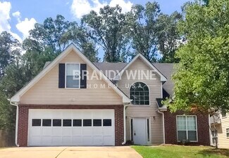 305 Shadetree Ln, Lawrenceville, GA 30044