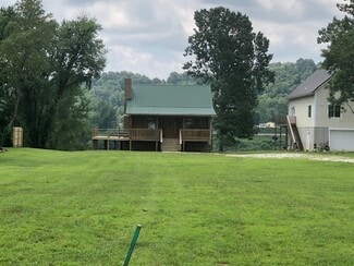 1063 Marina St, Syracuse, OH 45779