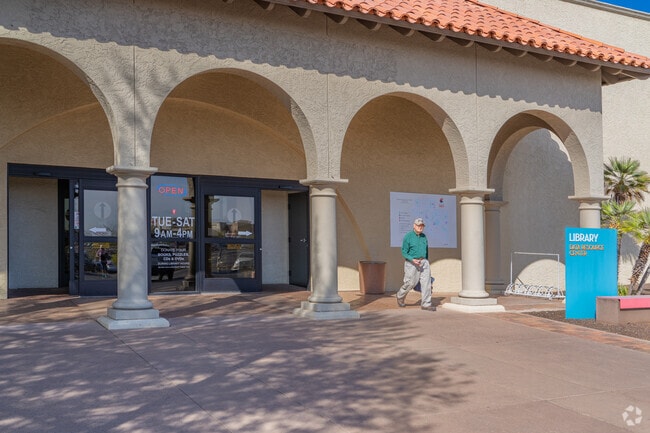The private recreation center library offers Sun City West residents with great books.