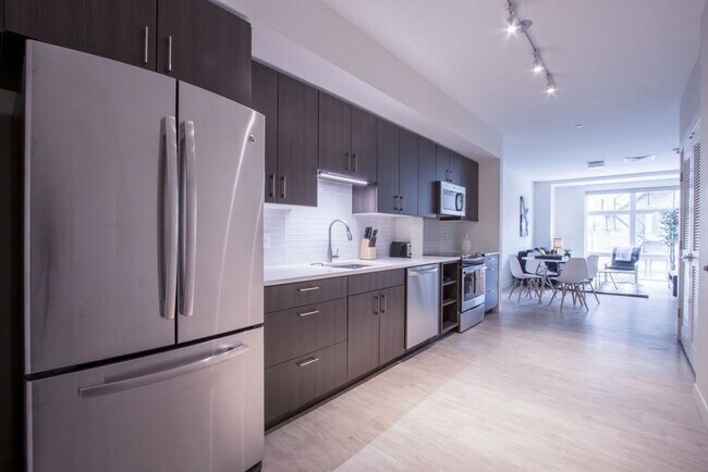 856 Beacon St unit 205, Boston, MA 02215 - photo 4