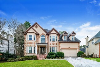 125 Raphael Ct, Roswell, GA 30076