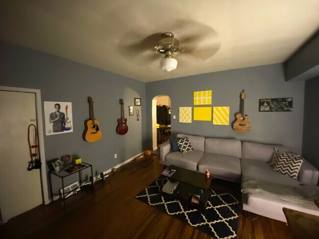 1401 Sarah St unit 2, Pittsburgh, PA 15203 - photo 5