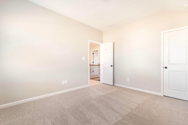 312 Air View Dr, Warner Robins, GA 31088 - photo 2