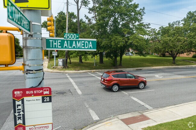 The Alameda is a major dining and shopping street for residents of New Northwood.