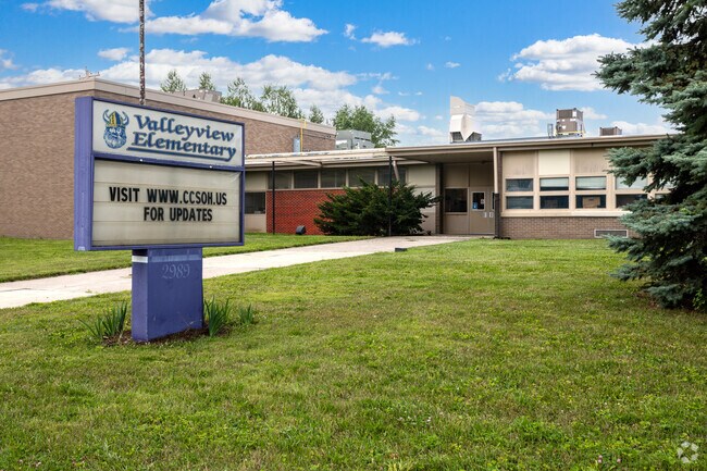 Valleyview Elementary School provides education for children living in Scioto Woods.