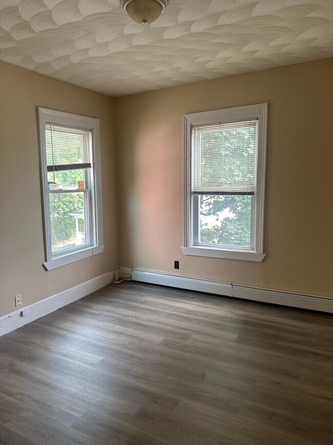 21 Dewey St unit 3, Boston, MA 02125 - photo 3