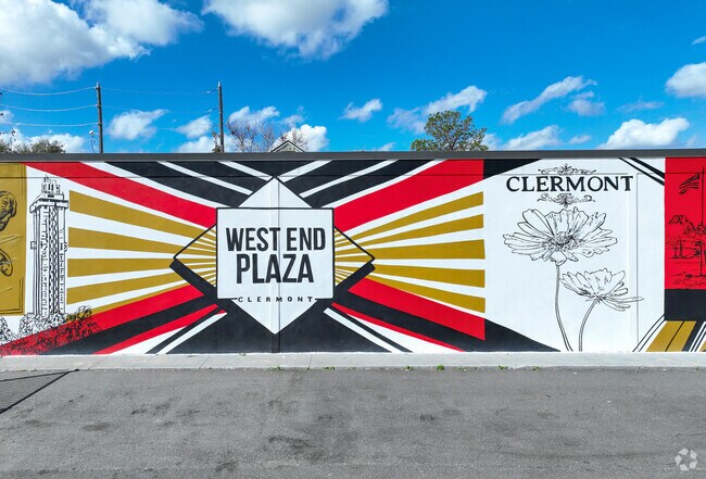 Indian Hills' well-known West End Plaza is a small mall offering dining and shopping.