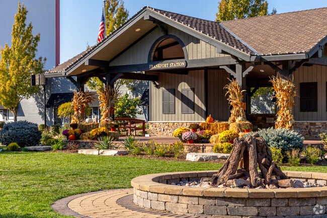 The Frankfort Village Center is a popular location among Prestwick residents.