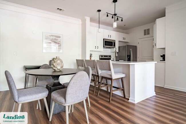 1017 Umstead Hollow Place unit 2220, Cary, NC 27513 - photo 2