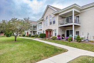 12605 W Wyndridge Dr, New Berlin, WI 53151