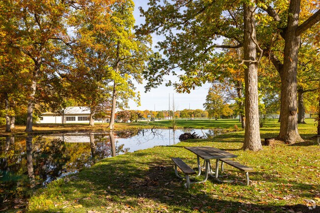 There are some amazing scenic views in Shoaff Park.