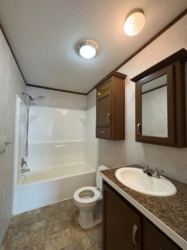 377 Hunters Rill, Oxford, MI 48371 - photo 2