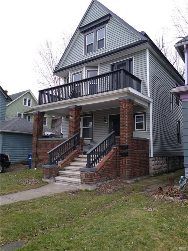 85 Como Ave Unit LowerUnit, Buffalo, NY 14220