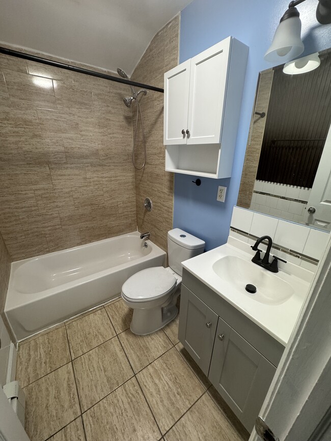 12613 180th St, Jamaica, NY 11434 - photo 4