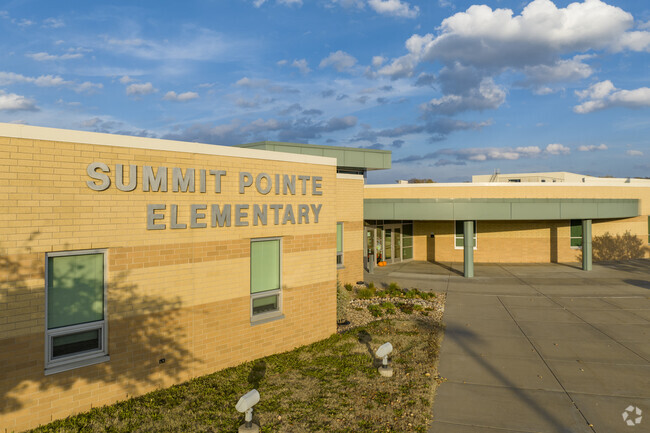 Primary school students in Lee's Summit may attend Summit Pointe Elementary School.