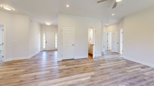 11 West Rd, Griffin, GA 30224 - photo 2