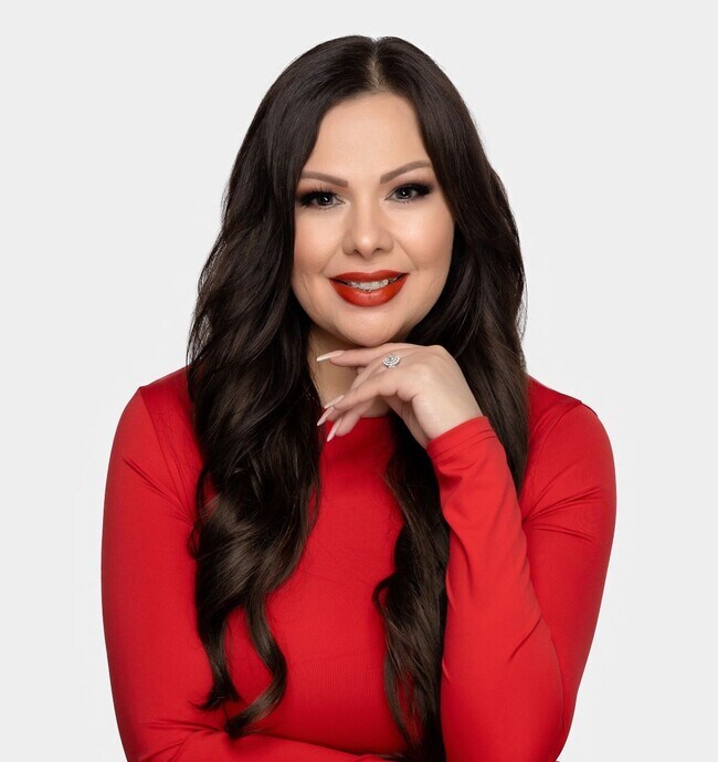 Diana Lisa Hernandez