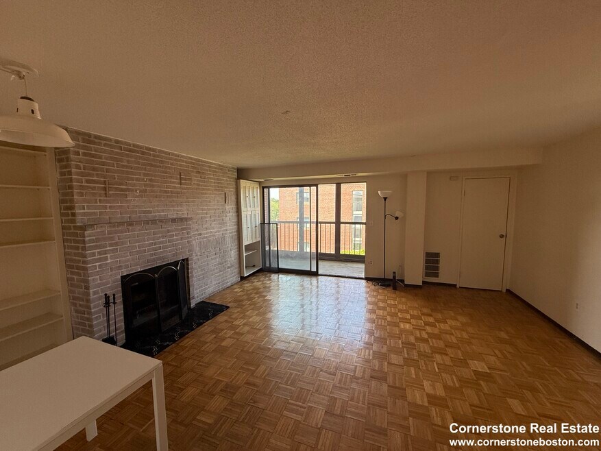 1580 Massachusetts Ave unit 8D, Cambridge, MA 02138 - photo 1