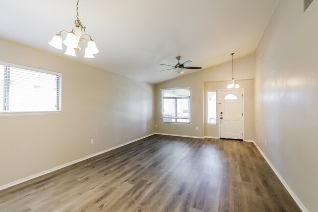 6898 W Quailwood Way, Tucson, AZ 85757 - photo 4