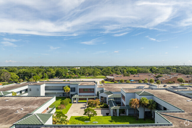 Twin Lakes Elementary is located at 8507 North Habana Avenue
Tampa, FL 33614.