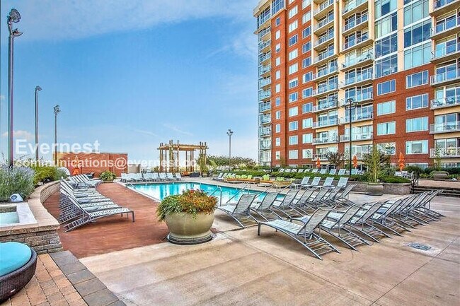 ICON in the Gulch unit 1416, Nashville, TN 37203 - photo 2