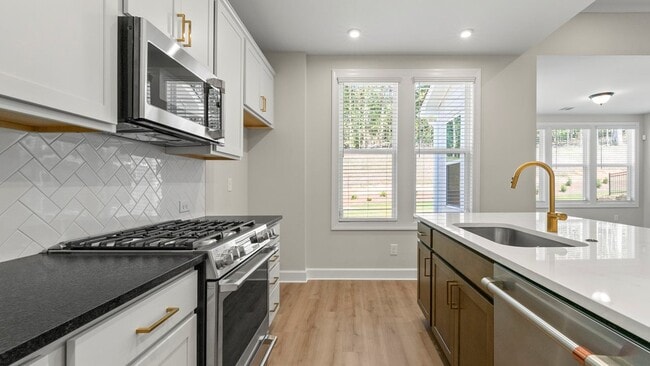 428 Geneva Way, Hoschton, GA 30548 - photo 2