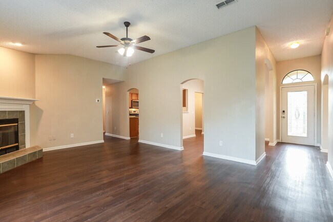 1729 Glen Laurel Dr, Middleburg, FL 32068 - photo 5