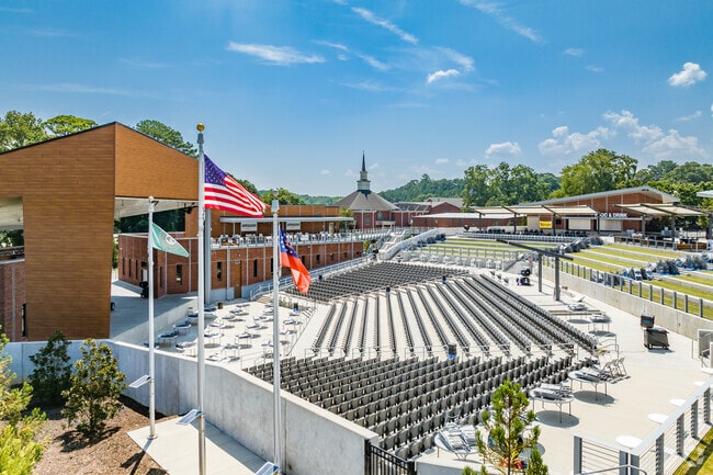 The Stockbridge Amphitheater is located just behind City Hall.