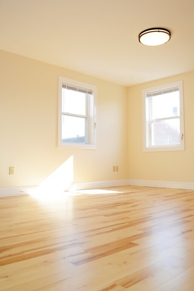 158 North St unit A, Burlington, VT 05401 - photo 5