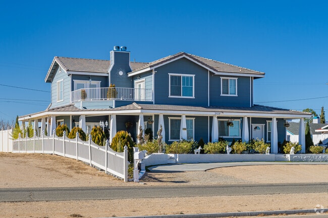 There are very few large Craftsman style homes in California City.