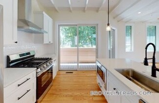 65 Cameron St Unit 5, Brookline, MA 02445