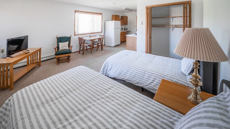 100 Robert Ave unit 120, Jasper, MN 56144 - photo 1