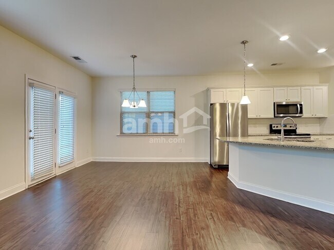 1682 Weatherbrook Cir, Lawrenceville, GA 30043 - photo 5