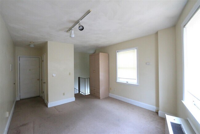 8 Mount Auburn St unit 2, Cambridge, MA 02138 - photo 3