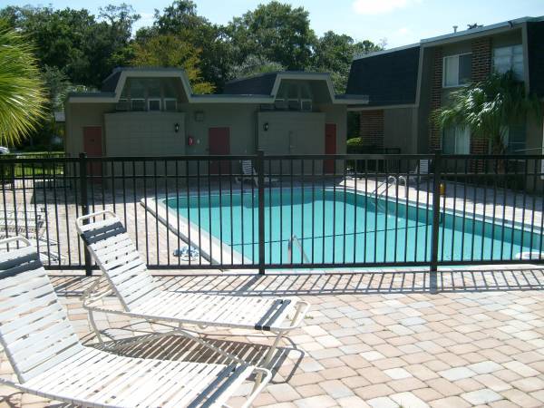 1700 SW 16th Ct unit Summit House P29, Gainesville, FL 32608 - photo 2