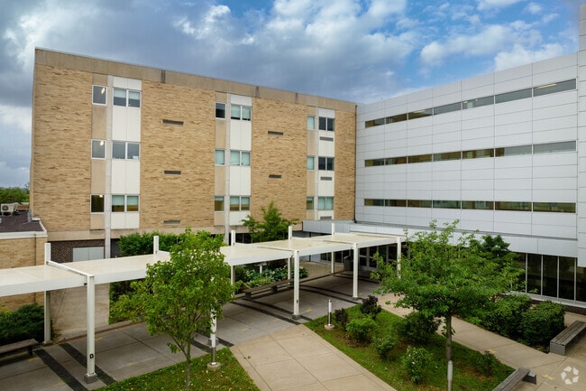 McKinley High School serves students in grades 9 to 12.