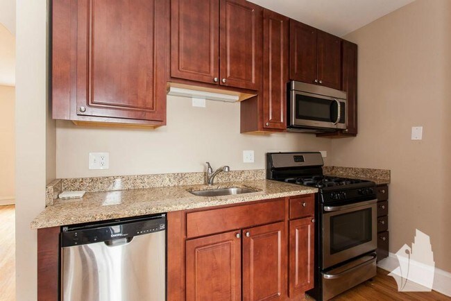 2100 W Ainslie St unit 2E, Chicago, IL 60625 - photo 4