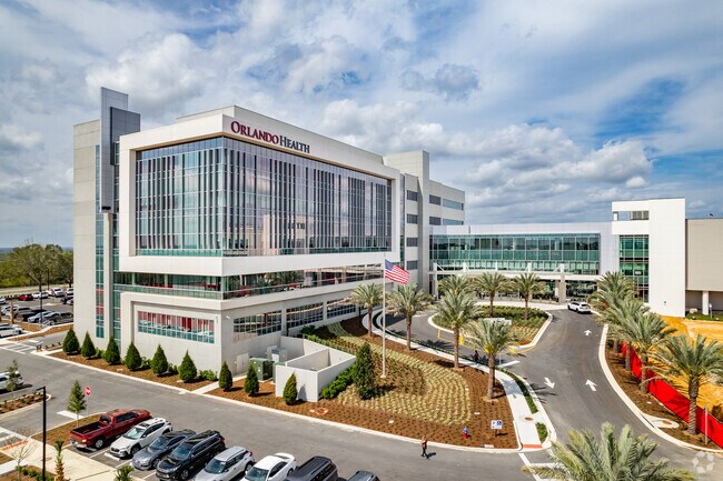 South Lake Hospital is just 20 minutes from Mascotte.