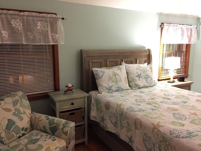 53 Beach Ave, Kennebunk, ME 04043 - photo 3