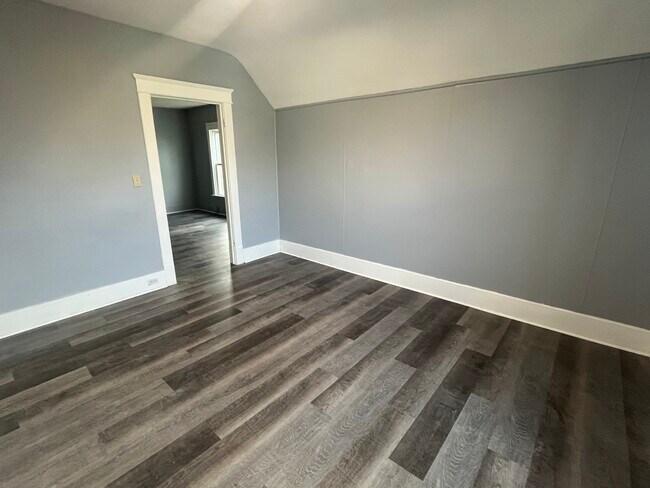 423 E 16th St unit 2, Erie, PA 16503 - photo 6